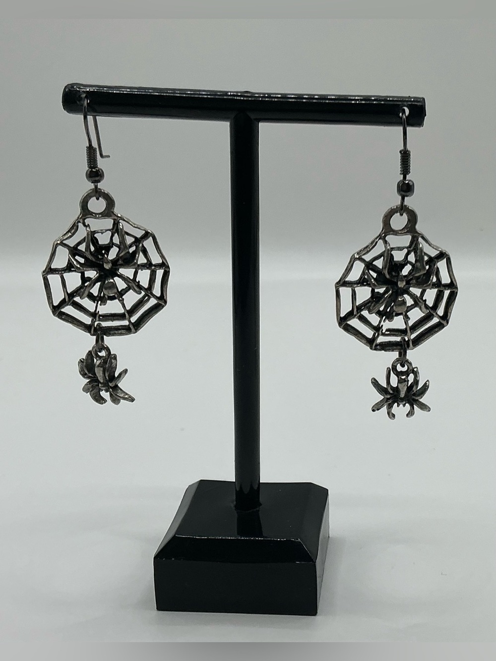 SILVERTONE SPIDERS IN SPIDERWEB DROP DANGLE PIERCED EARRINGS